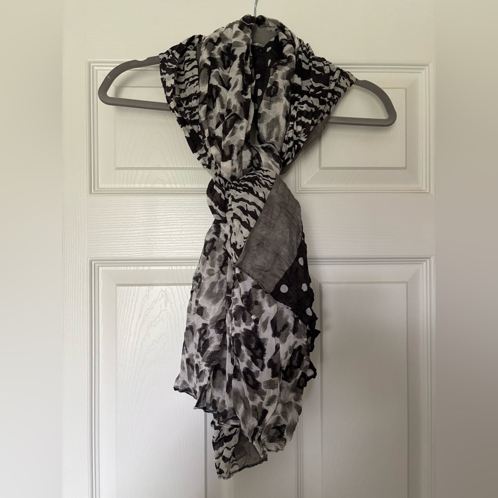 Elegant Black and White Women's Scarf
